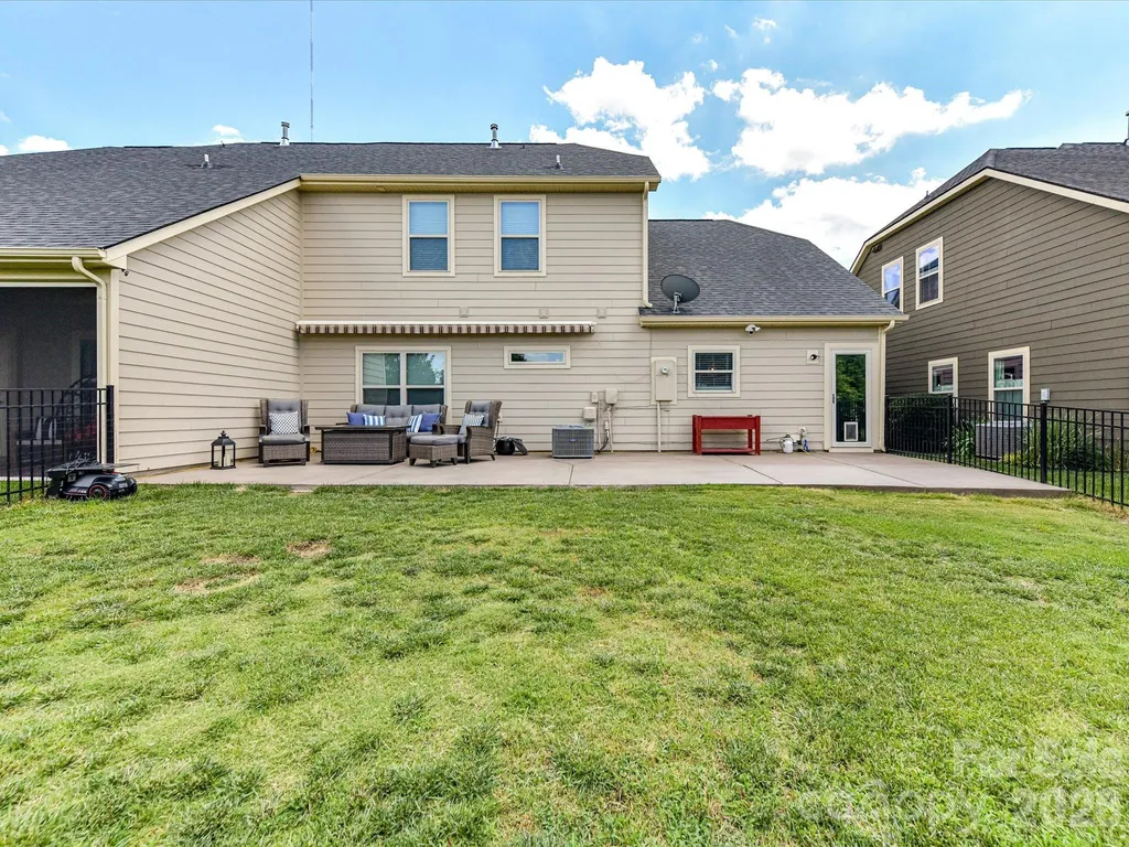 139 Martingale Avenue Mooresville NC 28115
