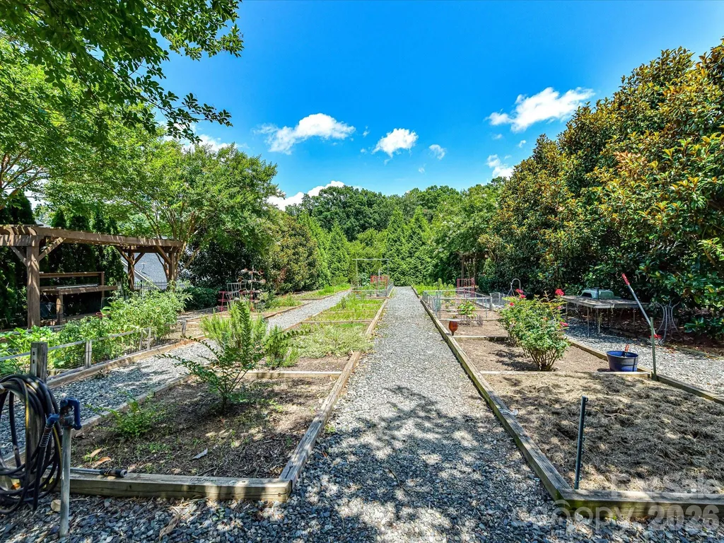 139 Martingale Avenue Mooresville NC 28115