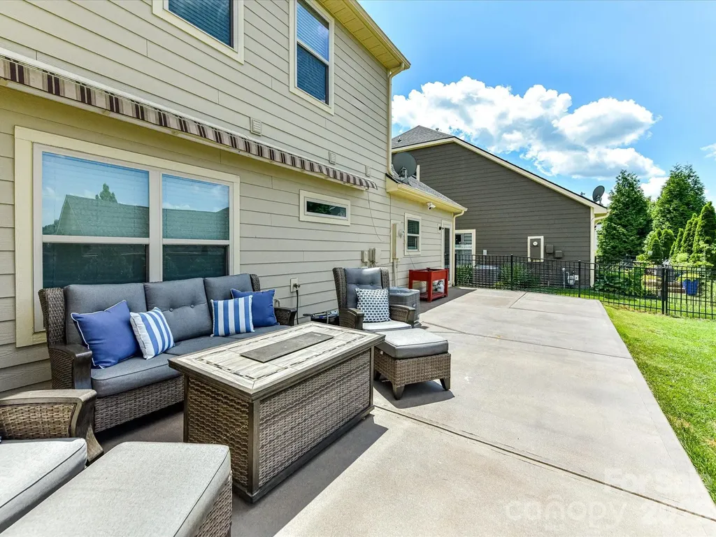 139 Martingale Avenue Mooresville NC 28115