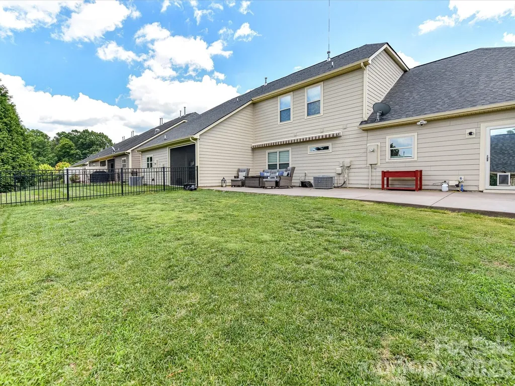 139 Martingale Avenue Mooresville NC 28115