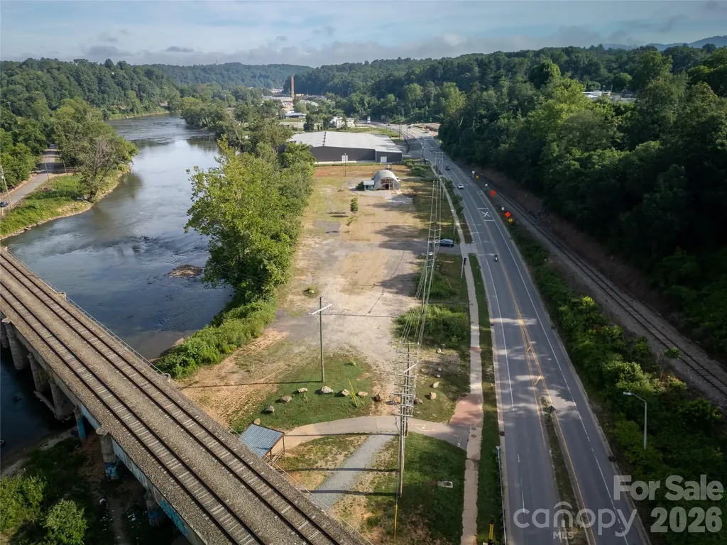 388 Riverside Drive Asheville NC 28801