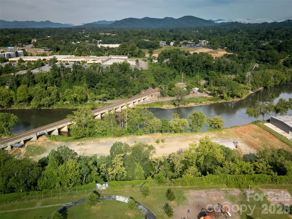 388 Riverside Drive Asheville NC 28801