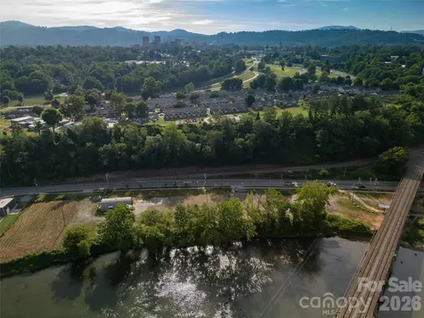 388 Riverside Drive Asheville NC 28801