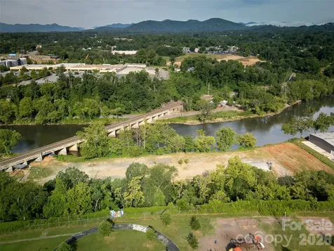 388 Riverside Drive Asheville NC 28801