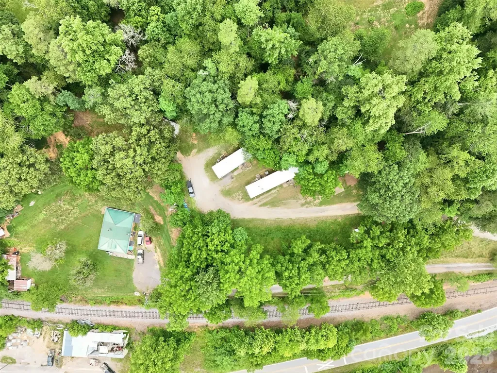 126 Lindsey Road Candler NC 28715