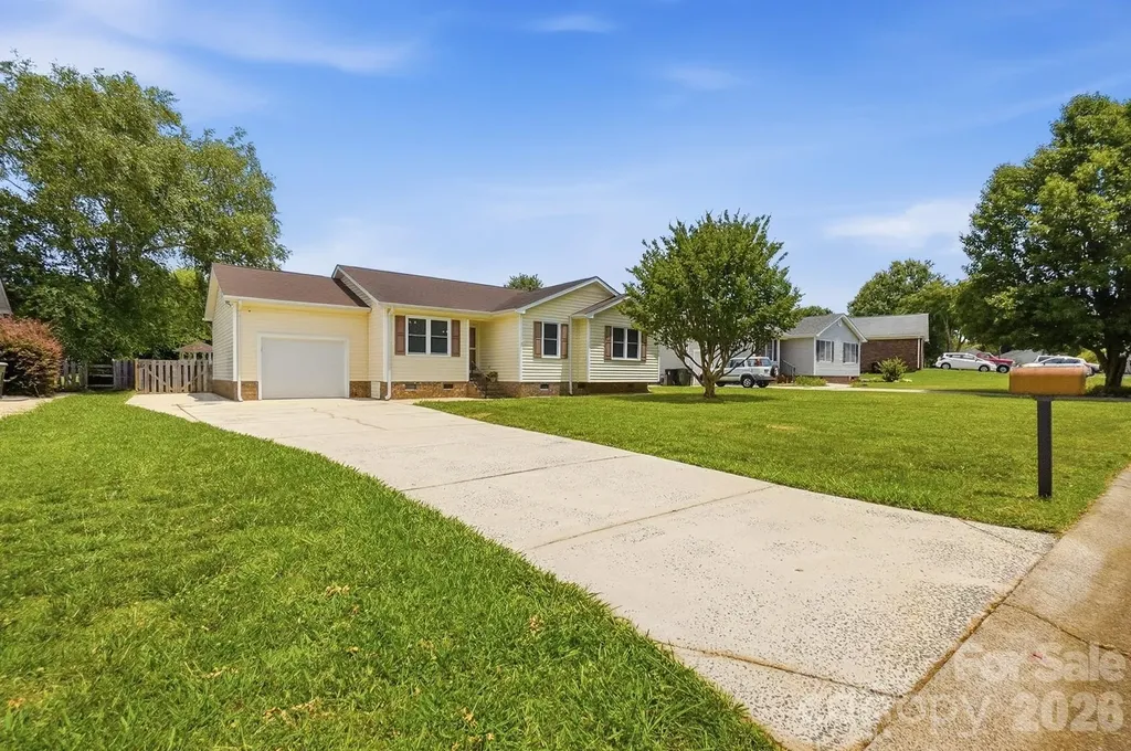 3626 Farm Lake Drive SW Concord NC 28027