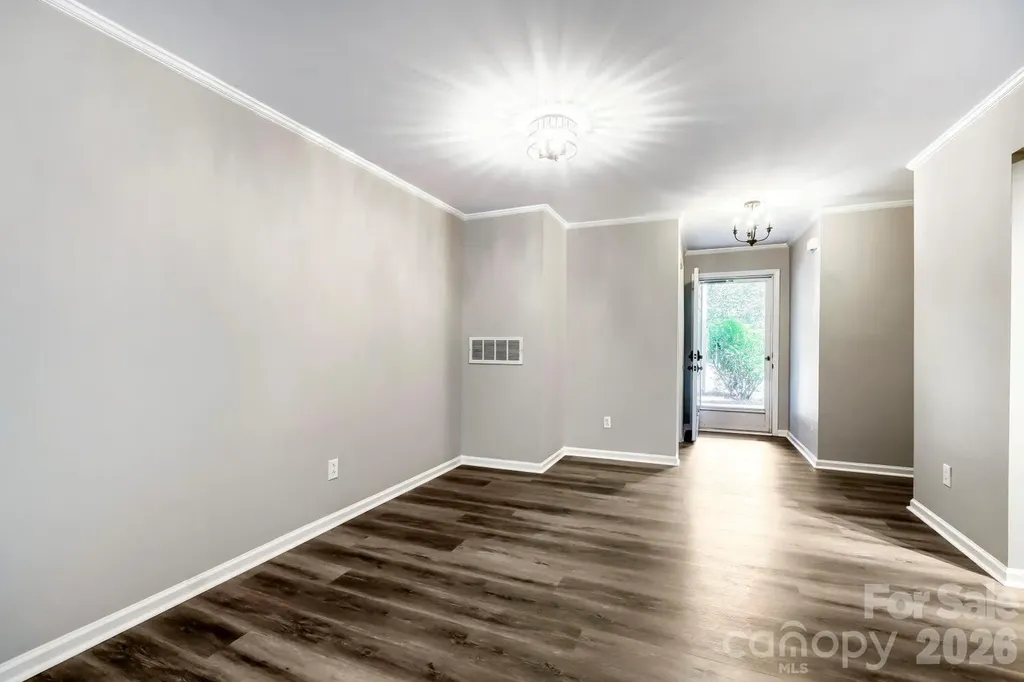 2520 Stradbrook Drive Charlotte NC 28210