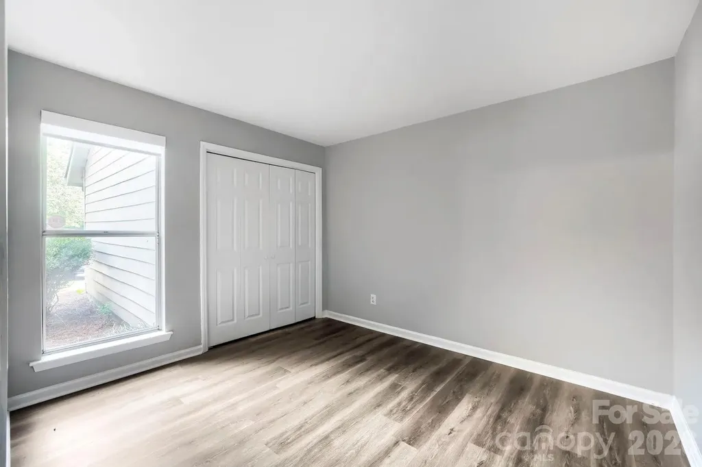 2520 Stradbrook Drive Charlotte NC 28210
