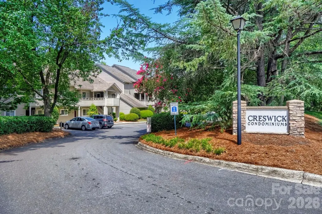 2520 Stradbrook Drive Charlotte NC 28210