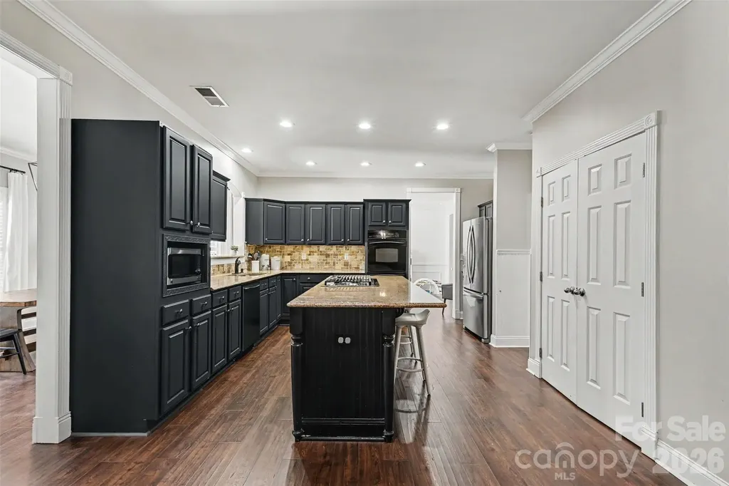 2442 Smith Cove Road Denver NC 28037