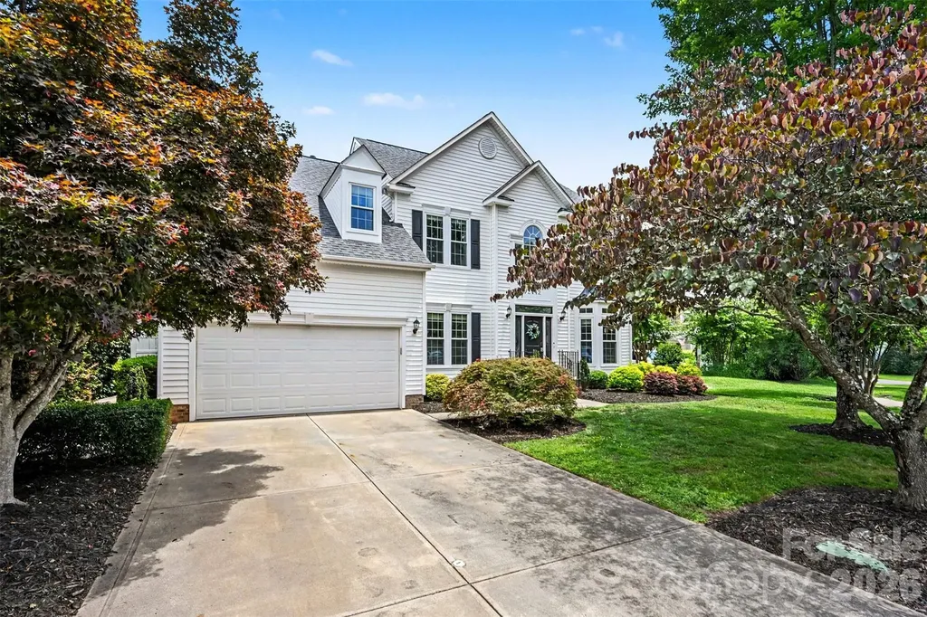 2442 Smith Cove Road Denver NC 28037
