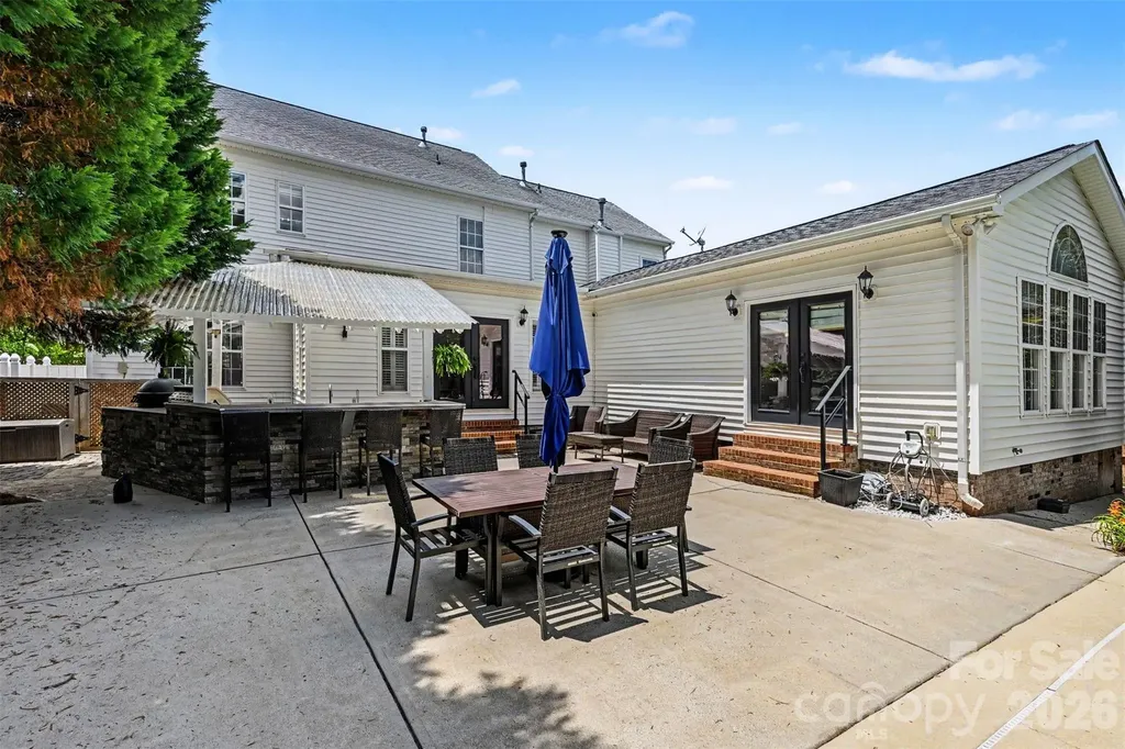 2442 Smith Cove Road Denver NC 28037
