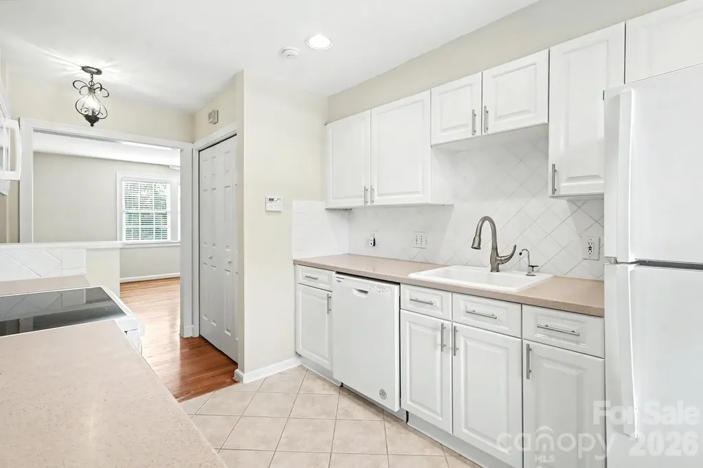 106 Colville Road Charlotte NC 28207