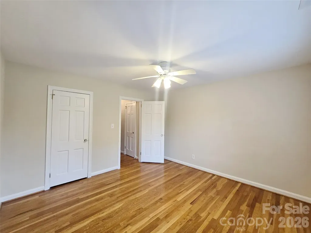 106 Colville Road Charlotte NC 28207
