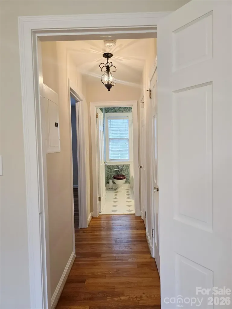 106 Colville Road Charlotte NC 28207