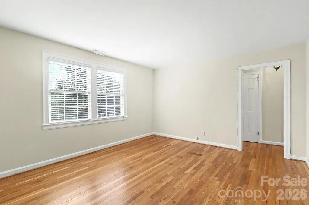 106 Colville Road Charlotte NC 28207