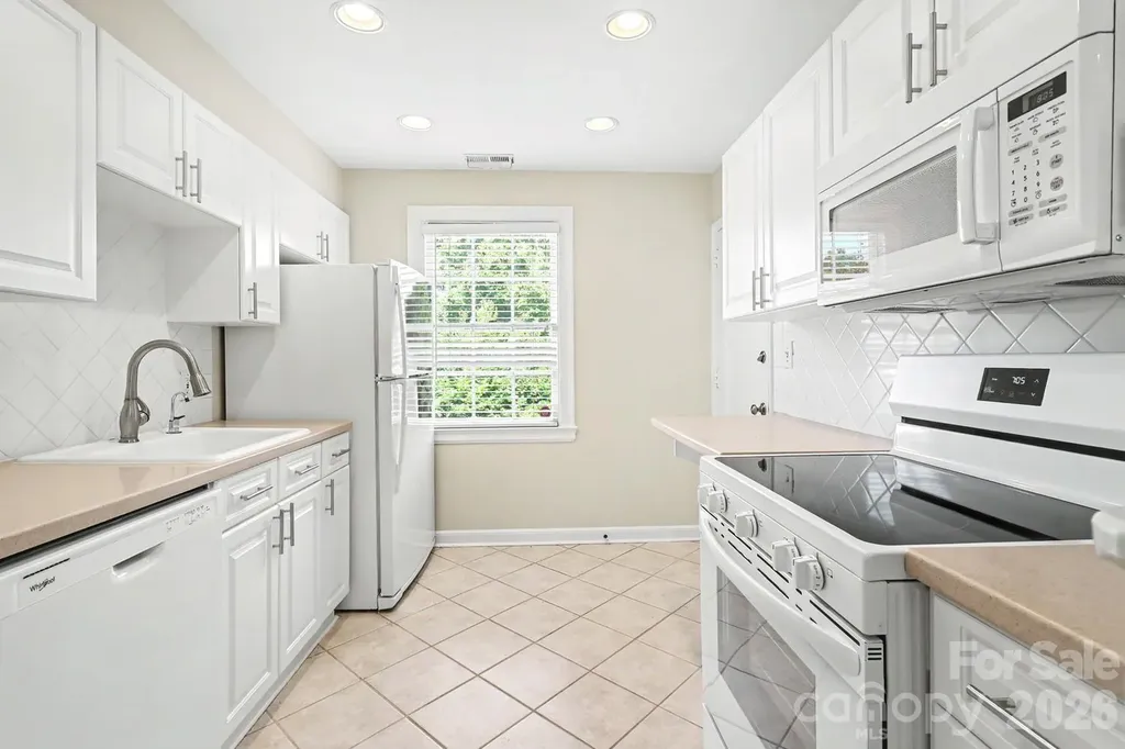 106 Colville Road Charlotte NC 28207