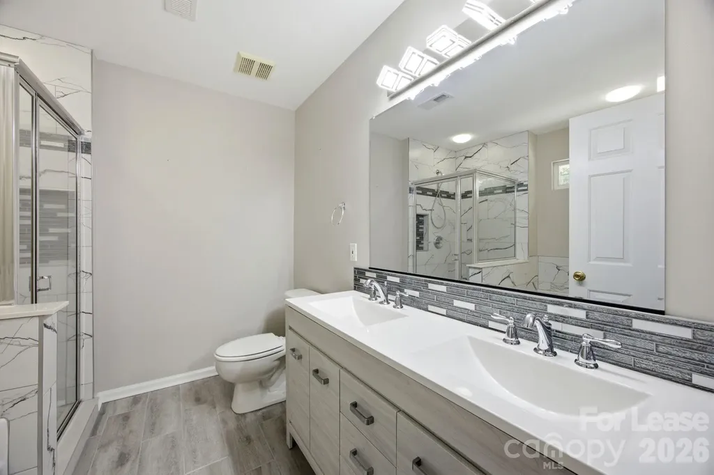 1804 Robinwood Village Drive Gastonia NC 28054