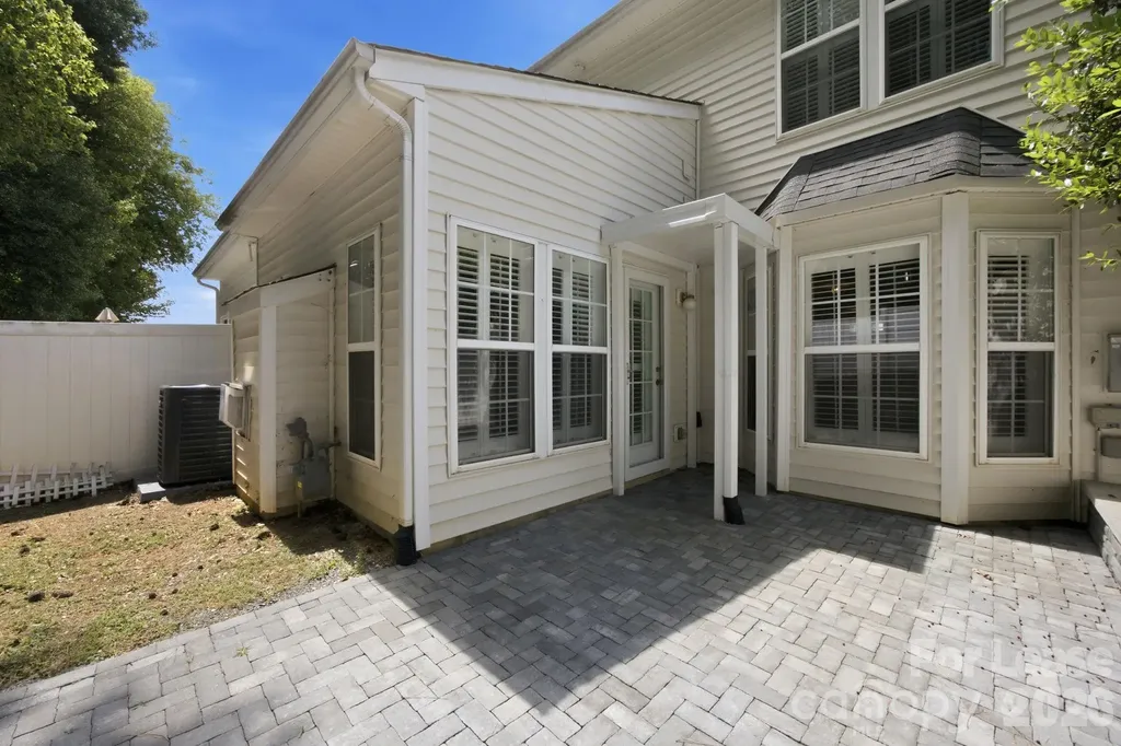 1804 Robinwood Village Drive Gastonia NC 28054