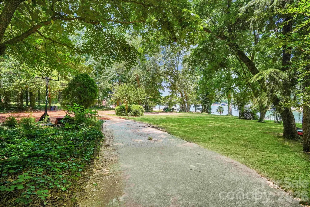 21024 Norman Shores Drive Cornelius NC 28031