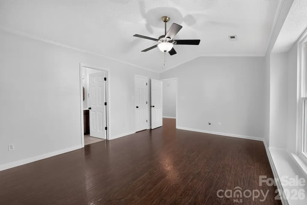 4883 Renfrew Drive Concord NC 28027