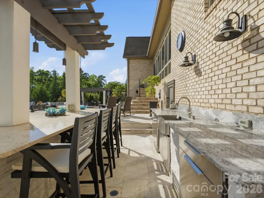1124 Ladera Drive Waxhaw NC 28173