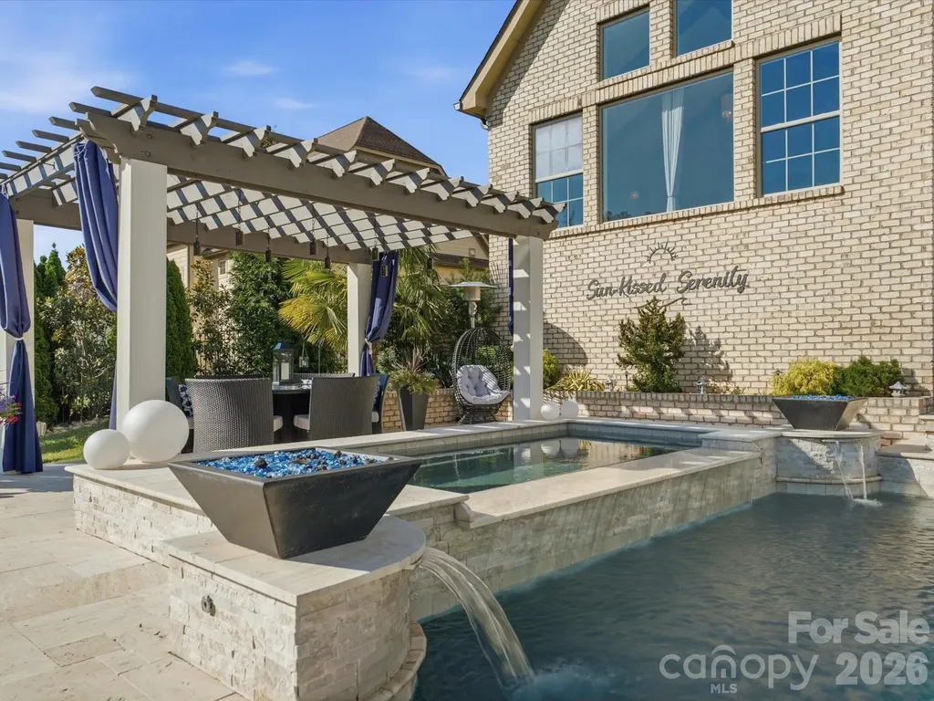 1124 Ladera Drive Waxhaw NC 28173