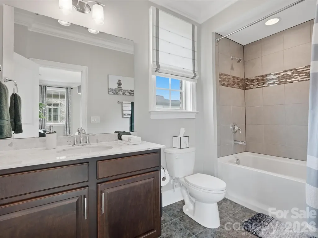 1124 Ladera Drive Waxhaw NC 28173