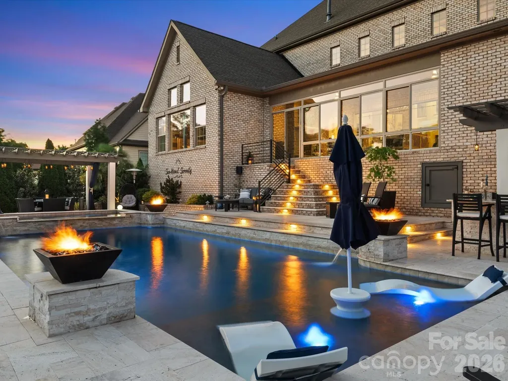 1124 Ladera Drive Waxhaw NC 28173
