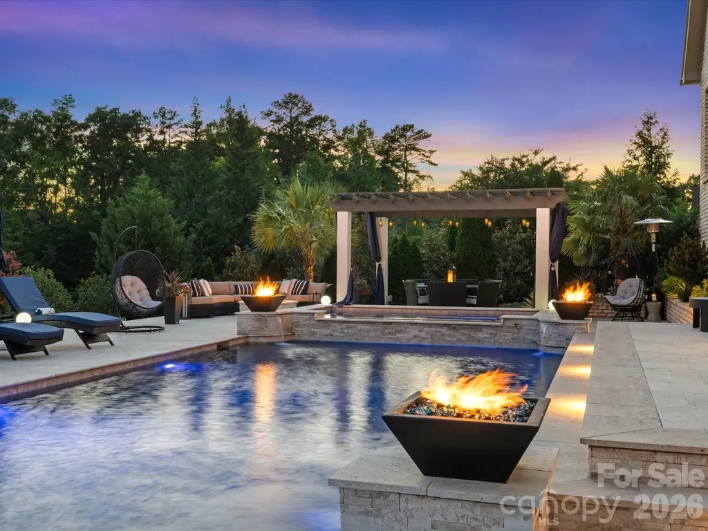 1124 Ladera Drive Waxhaw NC 28173