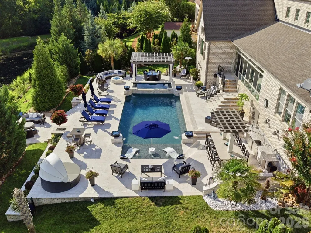 1124 Ladera Drive Waxhaw NC 28173
