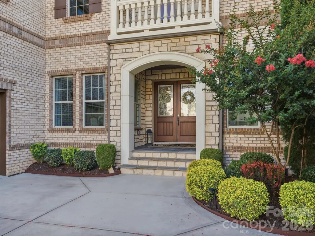 1124 Ladera Drive Waxhaw NC 28173