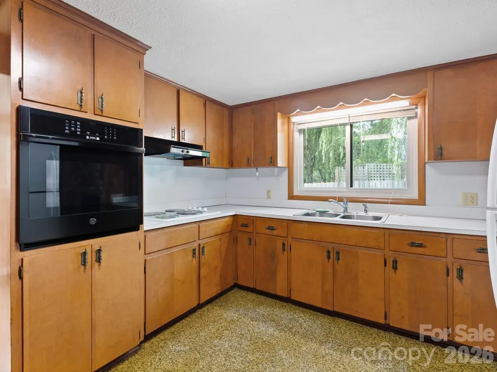 49 Hickory Tree Road Asheville NC 28805