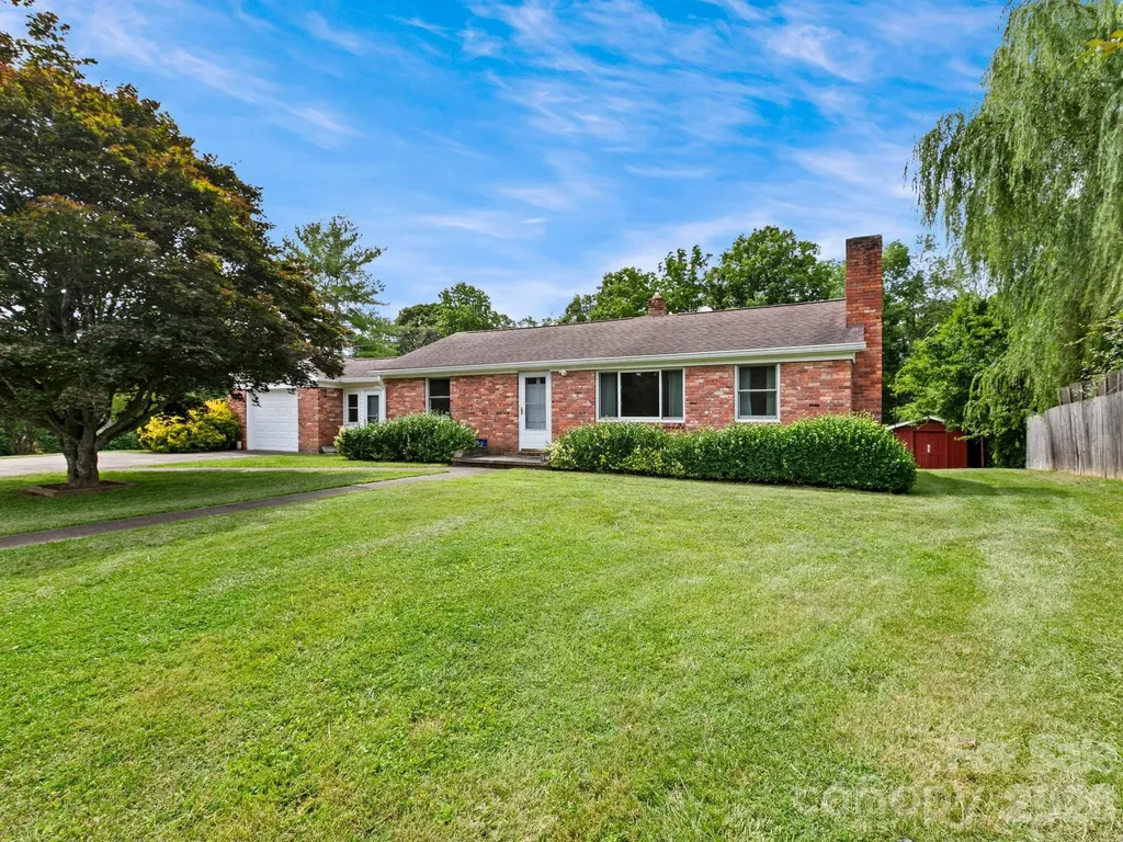 49 Hickory Tree Road Asheville NC 28805