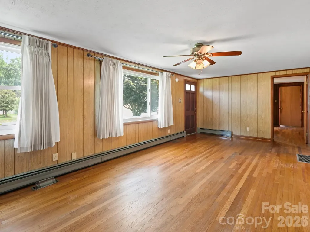 49 Hickory Tree Road Asheville NC 28805