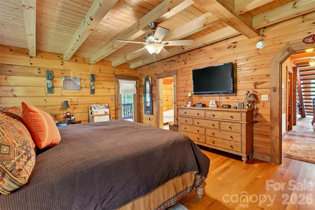 664 Paxton Creek Road Marion NC 28752