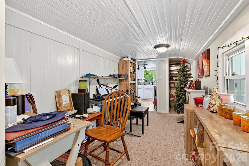 664 Paxton Creek Road Marion NC 28752