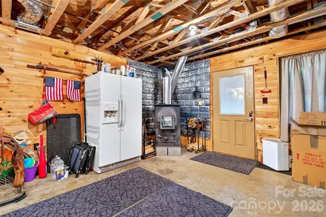 664 Paxton Creek Road Marion NC 28752