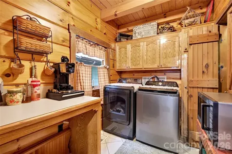 664 Paxton Creek Road Marion NC 28752