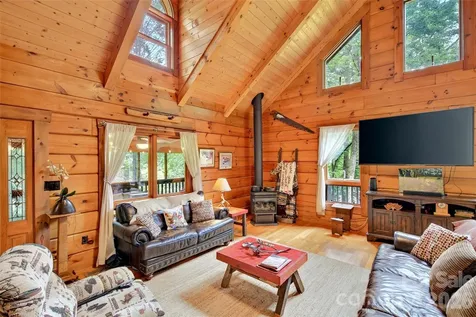 664 Paxton Creek Road Marion NC 28752