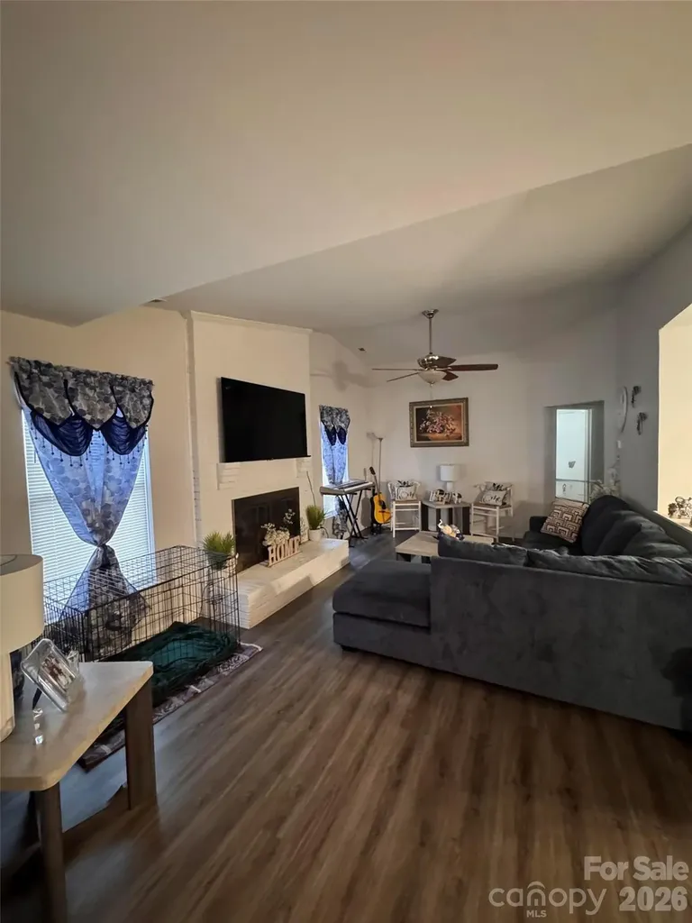 4509 Gaynelle Drive Charlotte NC 28215