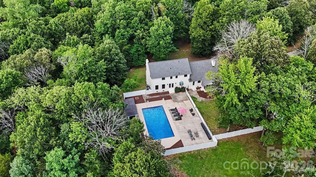 227 Dileen Drive Concord NC 28025