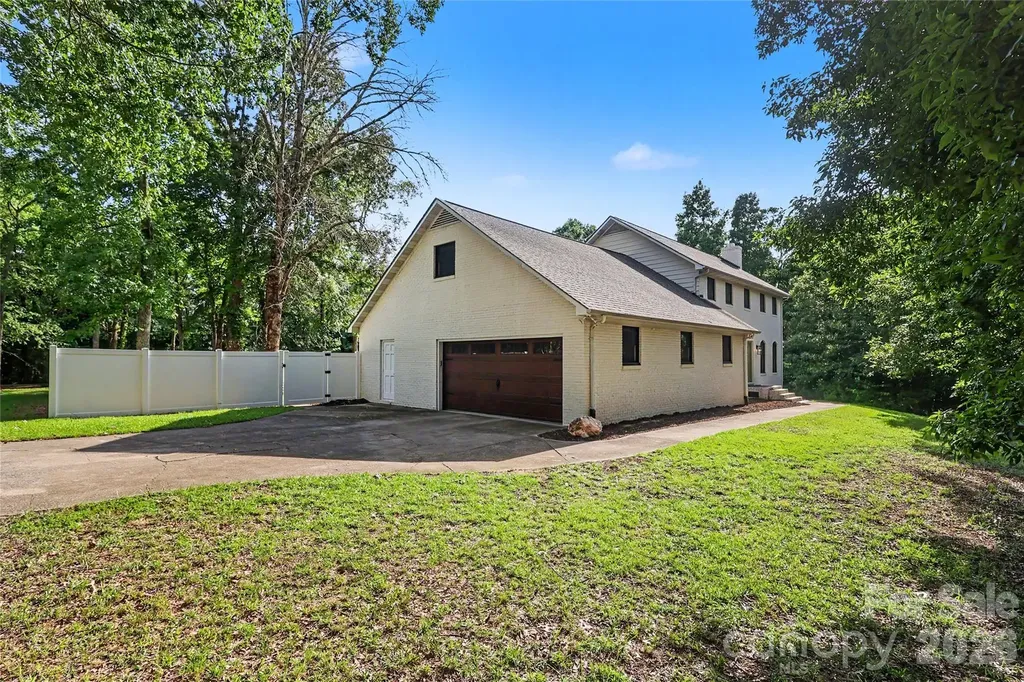 227 Dileen Drive Concord NC 28025