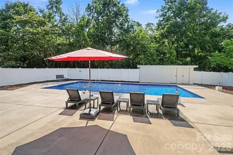 227 Dileen Drive Concord NC 28025