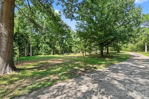 227 Dileen Drive Concord NC 28025