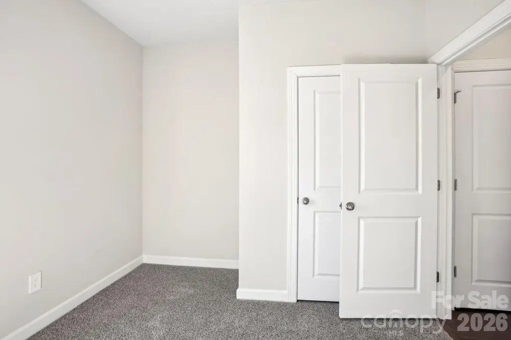 1523 31st Street NE Conover NC 28613