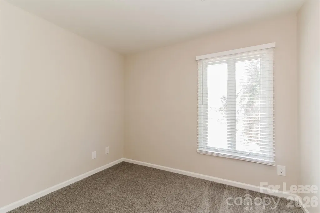 11902 Five Cedars Road Charlotte NC 28226