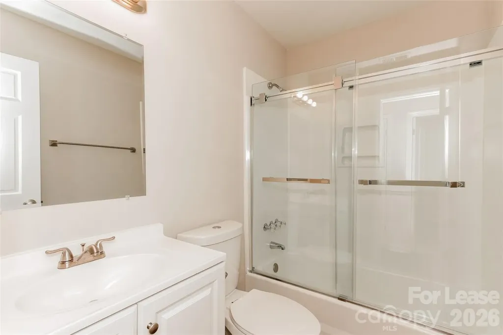 11902 Five Cedars Road Charlotte NC 28226
