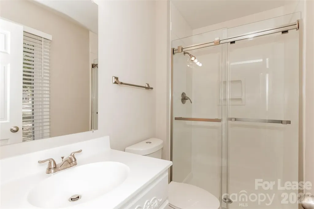 11902 Five Cedars Road Charlotte NC 28226