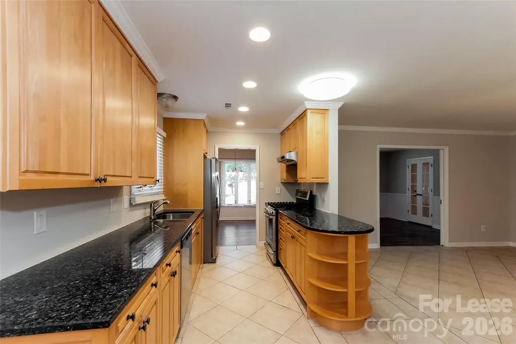 11902 Five Cedars Road Charlotte NC 28226